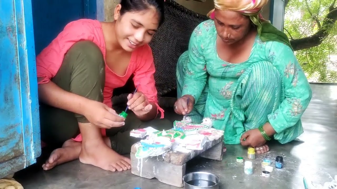 navratron mein mitti ki Sanjiv mein color bhare