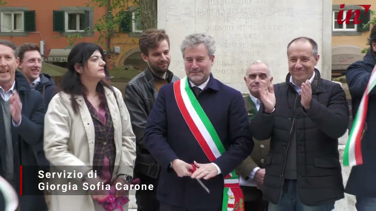 Grande festa per l'inaugurazione della piazza Napoleone riqualificata