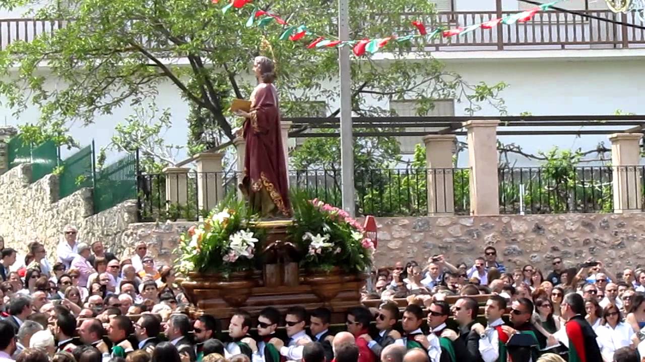 Fin de la Procesión de San Juan Evangelista en Huete -Cuenca- 2012 y Saeta 1/2