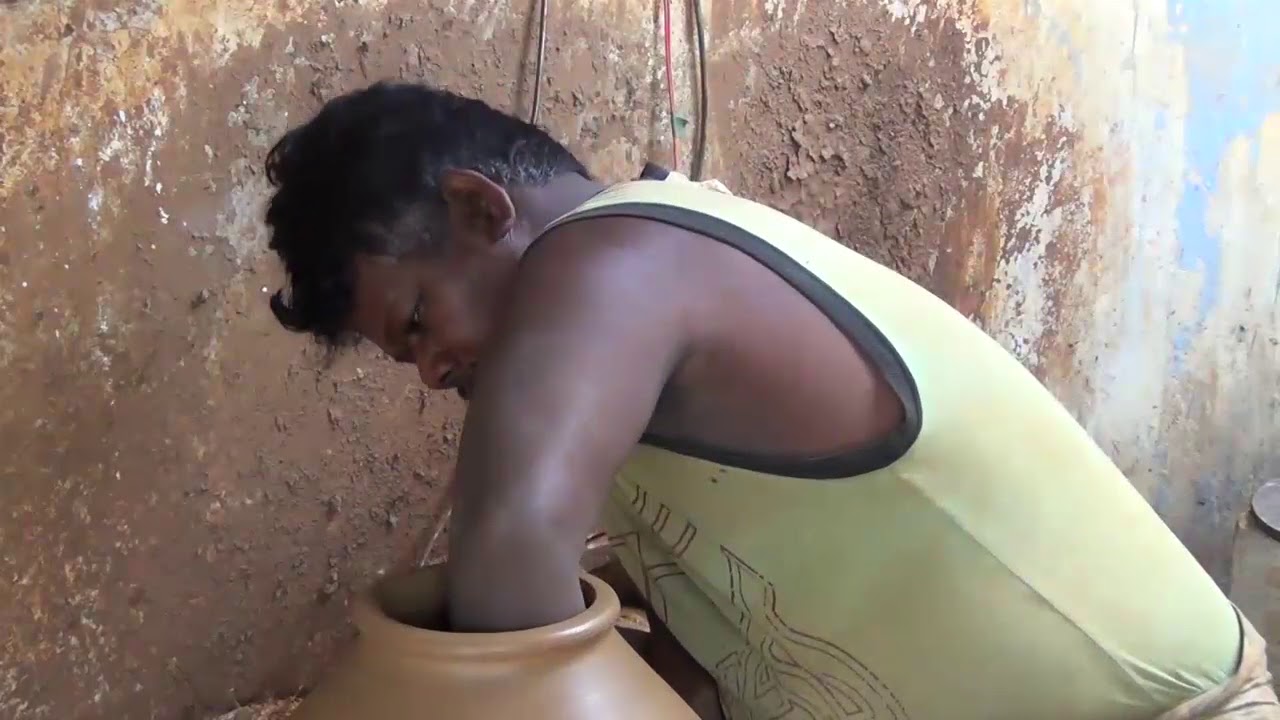 Traditional Ghatam Making - Madurai, Tamil Nadu#tamilnaduheritage #sangeetnatakakademi#carnaticmusic