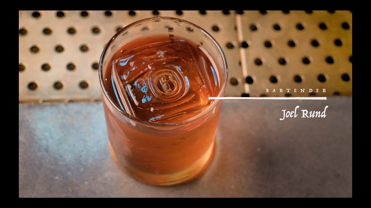 Ice carving and cocktail crafting at The Sixth in Chicago - 4K  Video