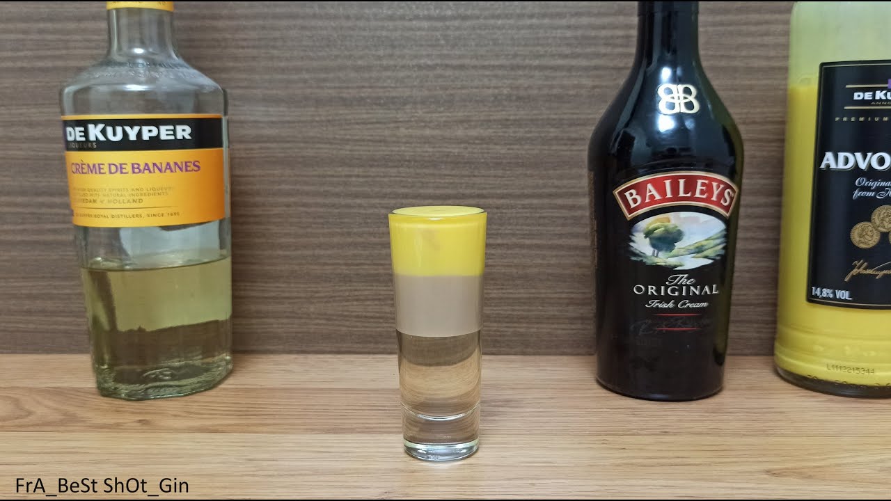 Коктейль Шот Канал 64 (How to make Сocktails Shot Channel 64) с Банановым ликером и Бейлисом.