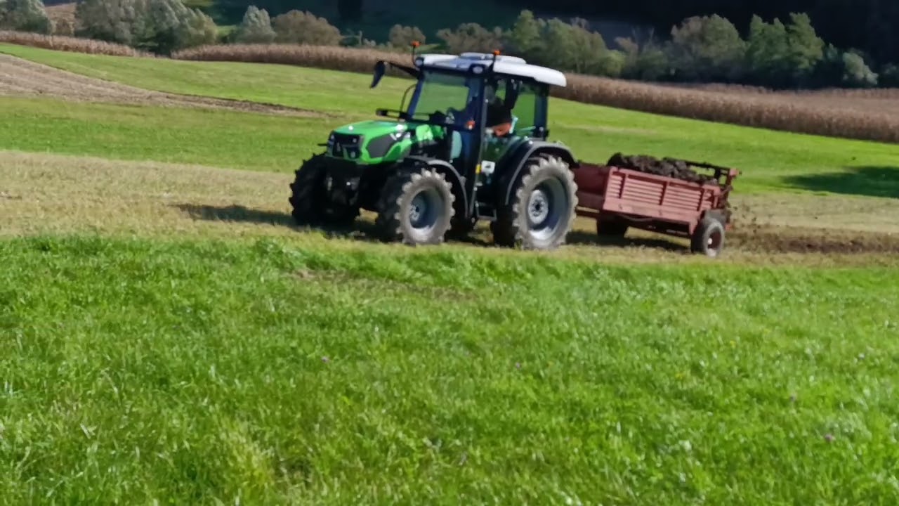 DEUTZ FAHR 5095 D - Fertilizing The Field With SIP VTG 2700