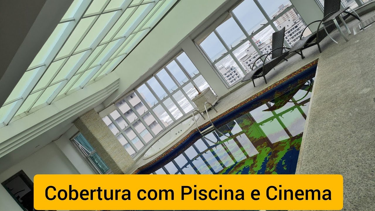Cobertura com Piscina aquecida e teto retrátil com vista incrível | Praia Grande SP