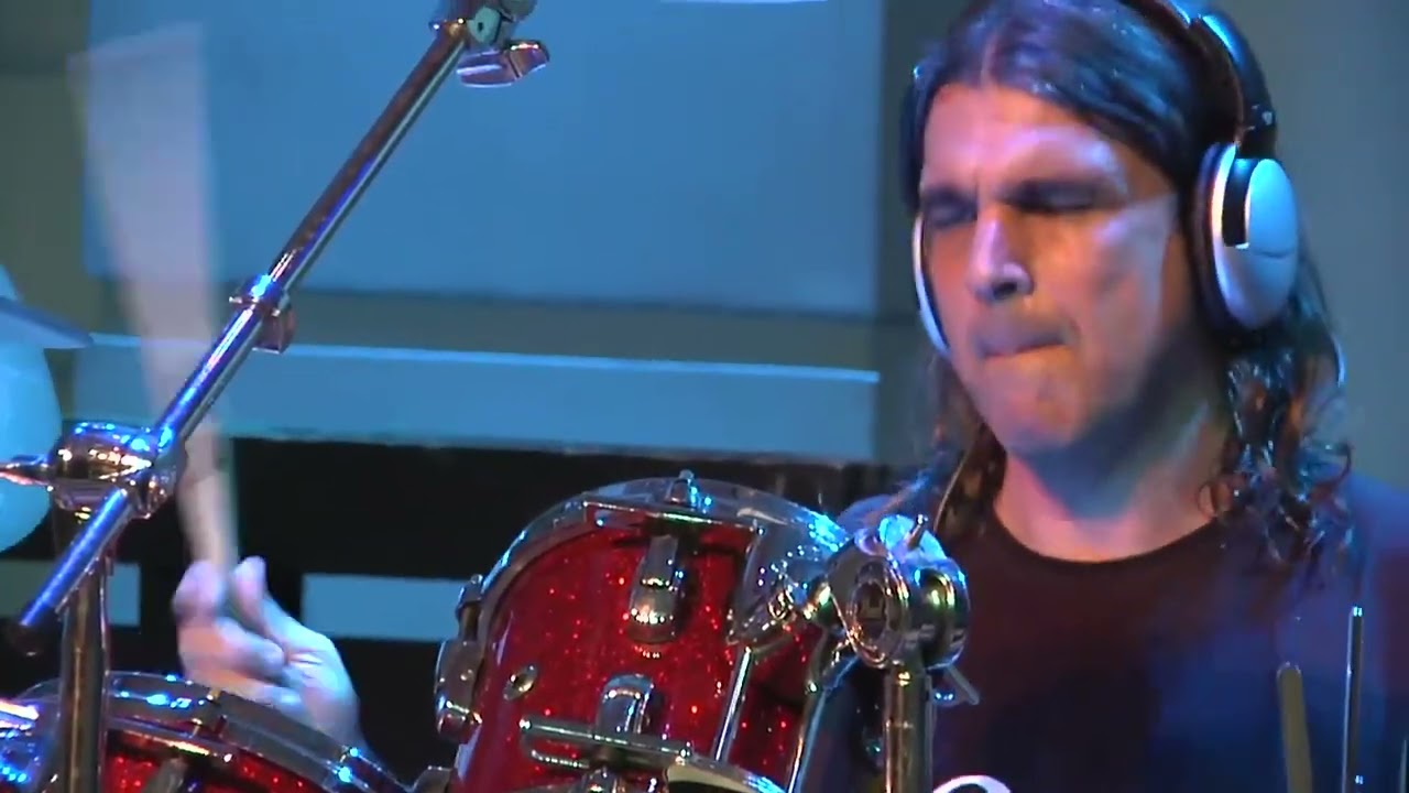 Claudio Infante in Pearl Day SG by DrummerTv Arthur e o Gigante