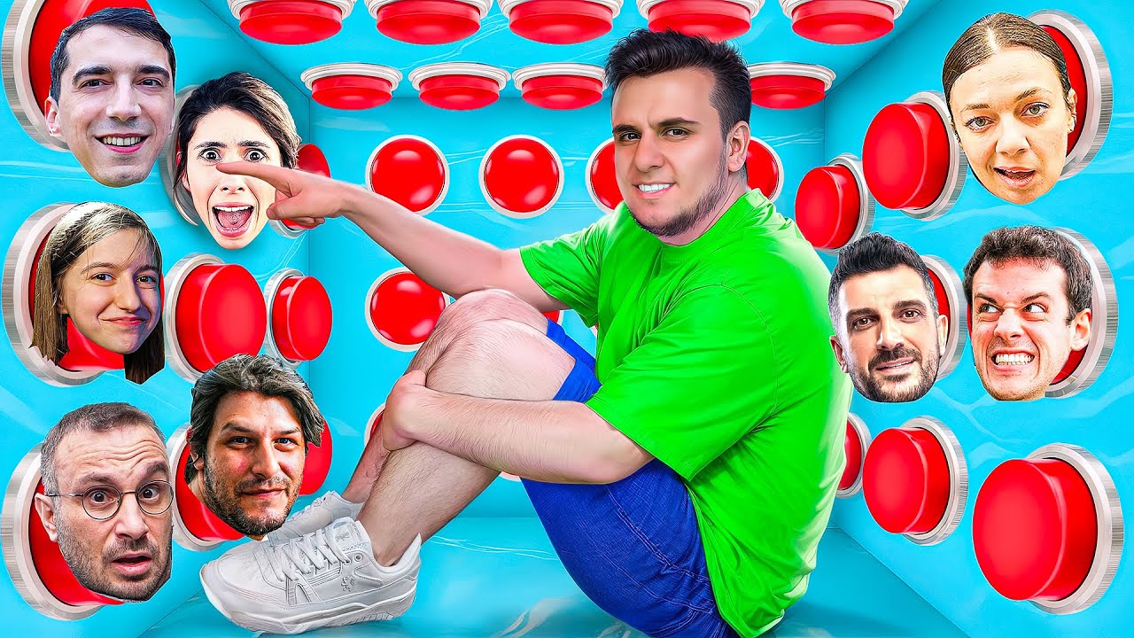 100 GİZEMLİ YouTuber BUTONU! 1 TANESİ KUTU 'dan KAÇIŞ