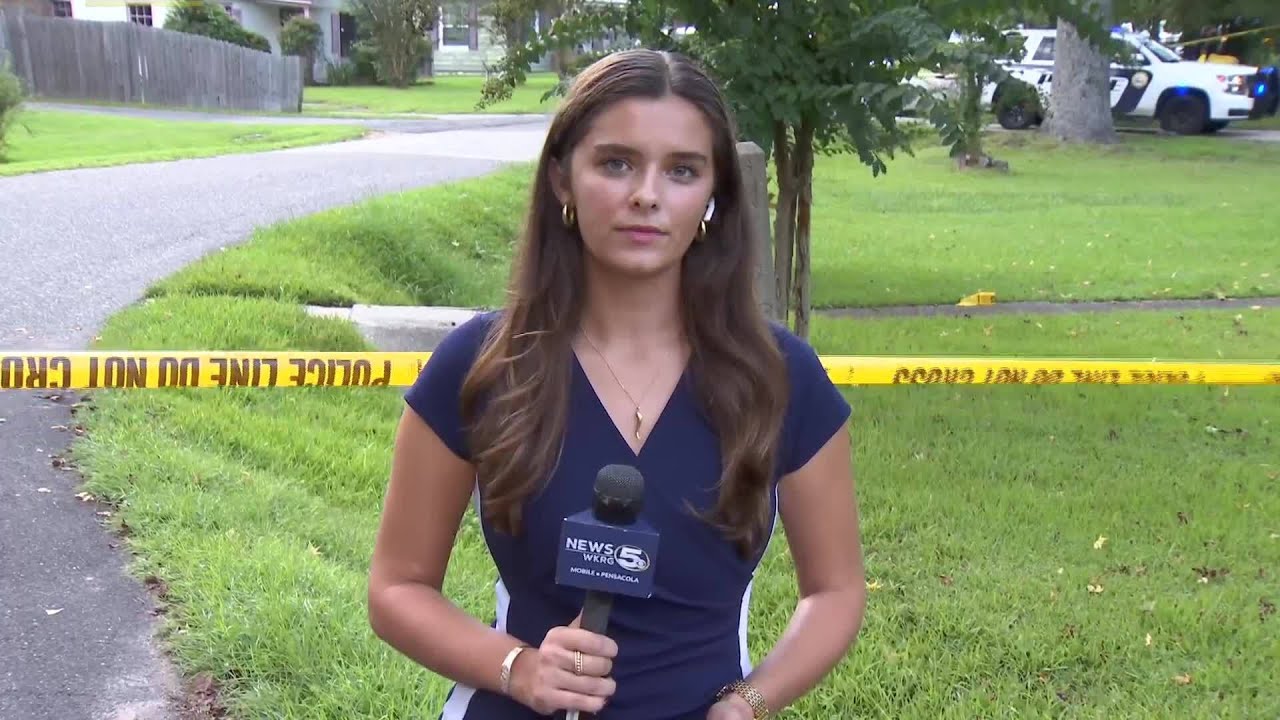 Mobile police investigating shooting