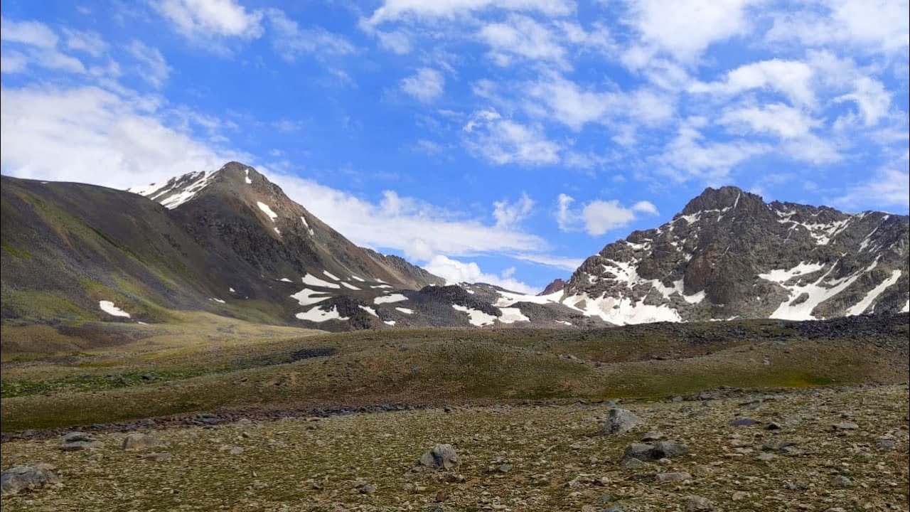 Sarchashma, Sepoya togʻ koʻli (3622 metr) | Сарчашма, Сепоя тоғ кўли (3622 метр)