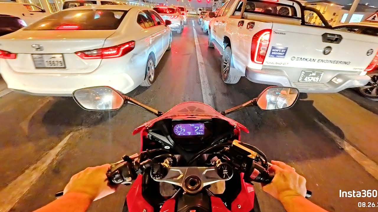 Crazy Night Ride Through City Traffic!