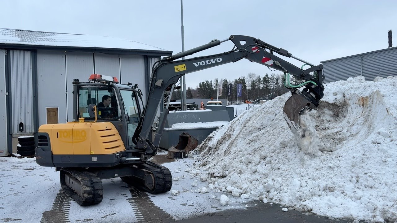 Köp Grävmaskin Volvo EC55C på Klaravik