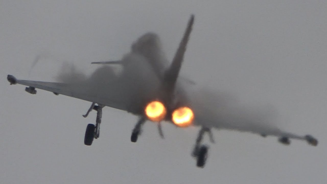 4Kᵁᴴᴰ SPANISH EUROFIGHTER TYPHOON ROCKS THE SKY @ DANISH AIRSHOW AALBORG 2018