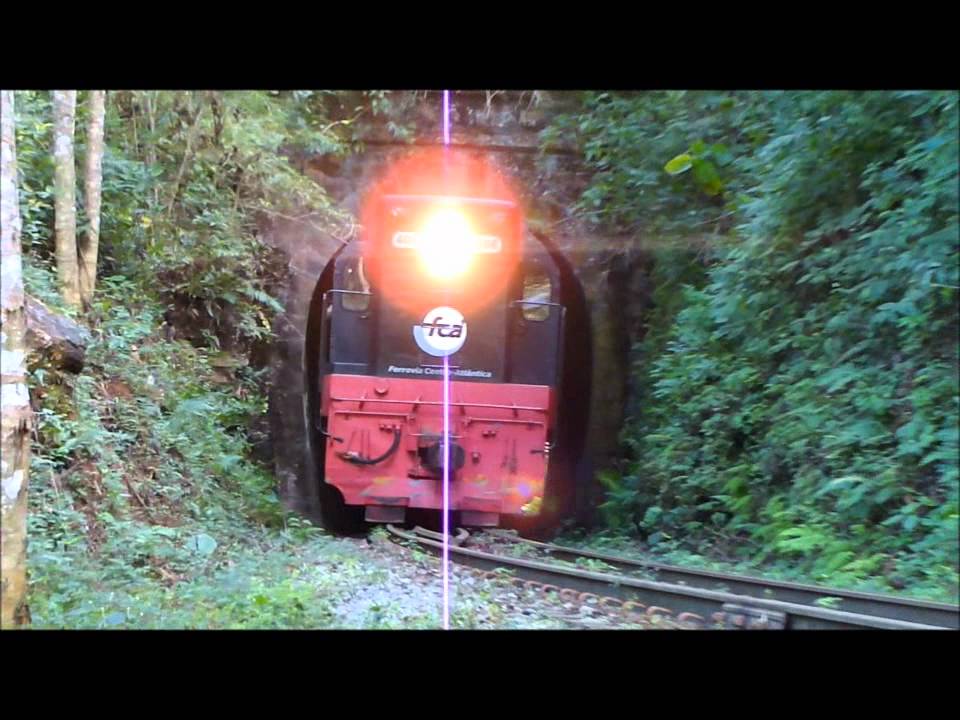 Trem da Vale com a locomotiva 4066