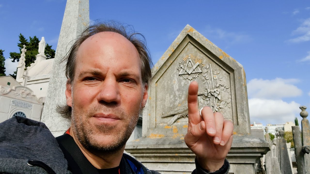 Der geheimnisvolle alte Friedhof in Lissabon - Cemitério dos Prazeres