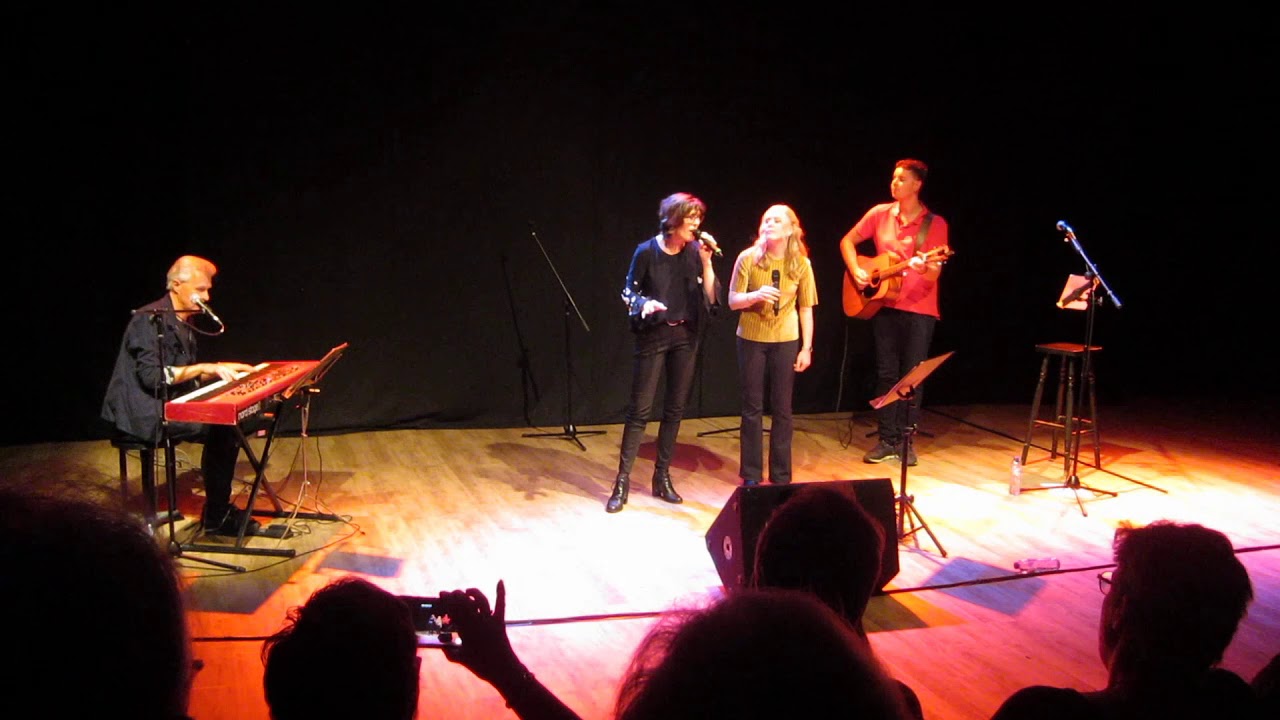 The Rose Carola Smit,  Dick Plat, Dennis Sier en Marleen  in 't theaterke in Best 13 oktober 2019