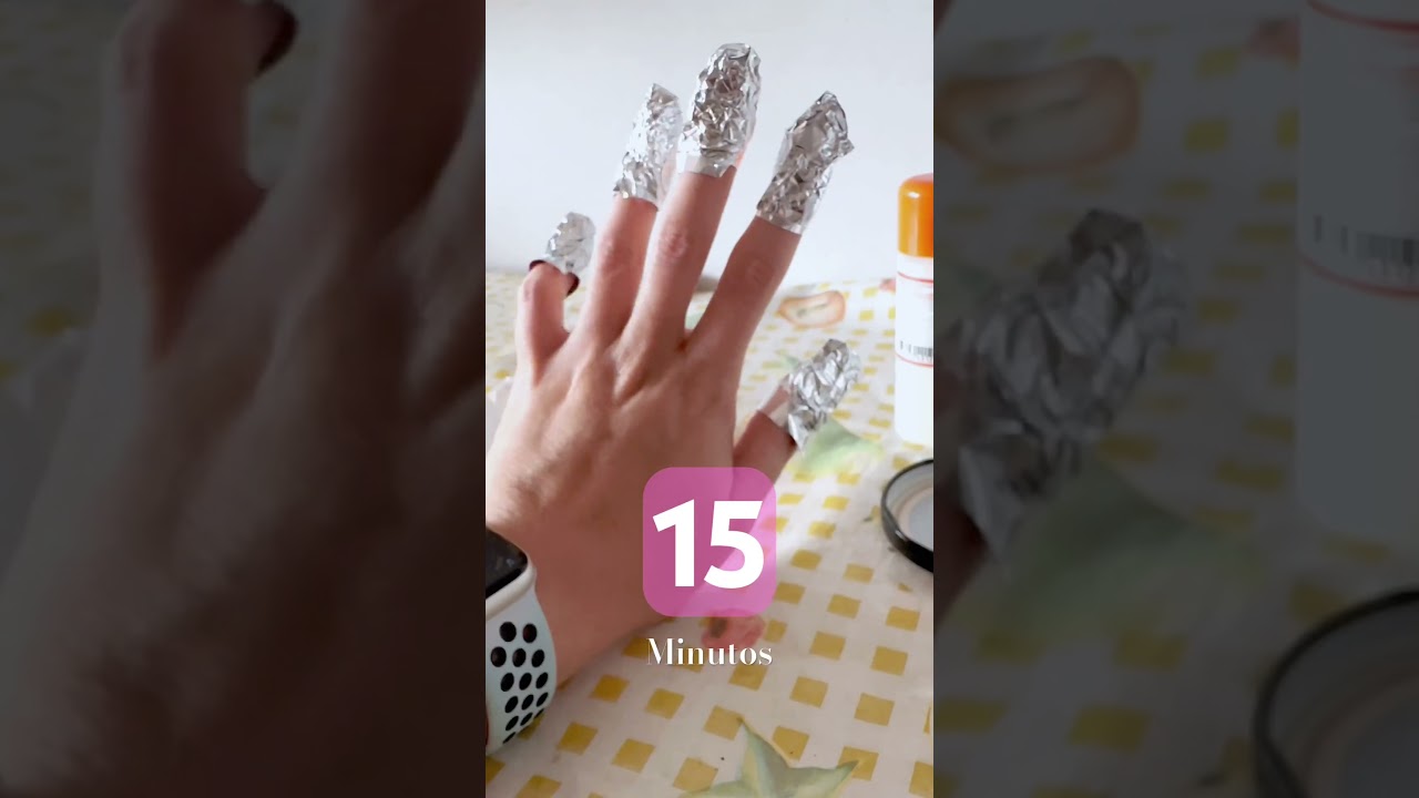 Como Remover esmalte em gel em casa sem estragar a unha? Temos! #gelnails #unhasdegel #unhasemcasa