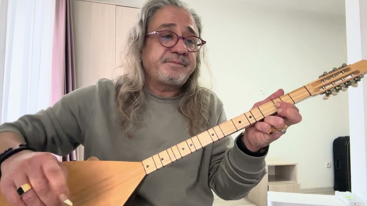 SOLFEJ V2 MUSA EROĞLU BULUT BULUT ÜSTÜNE KISA SAP BAĞLAMA EKLEYEN SURGEON