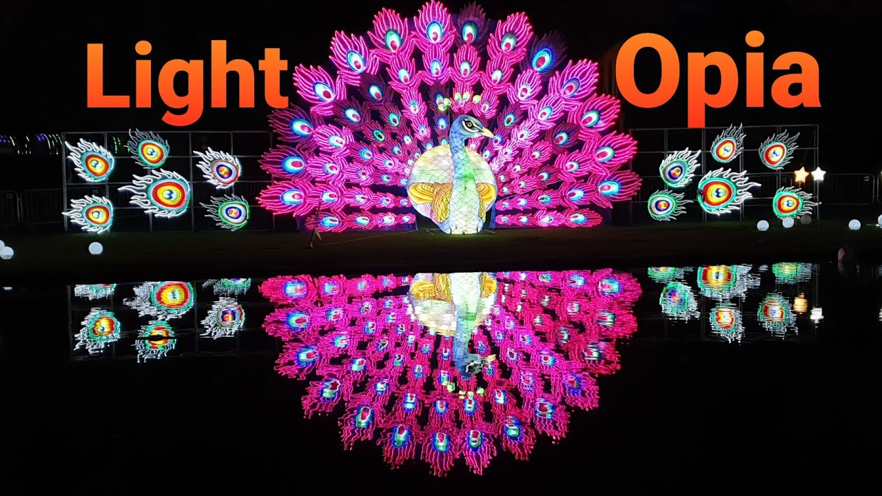 Lightopia London complete Tour Chiswick House Chinese lantern & light spectacular, fun fair acrobats
