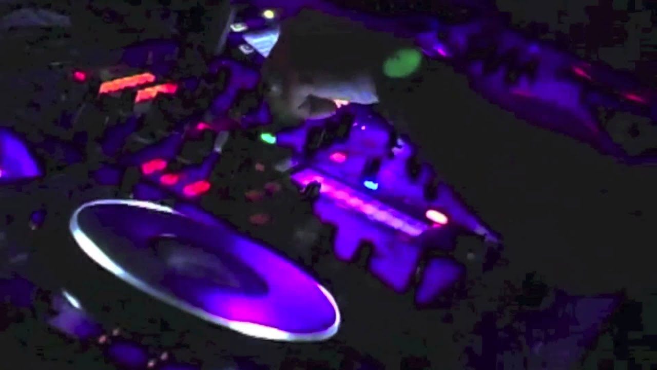 Marco Ingallinera vs Tommy Vee @ Koala Maxi ... Marina di Ragusa 08/12/12