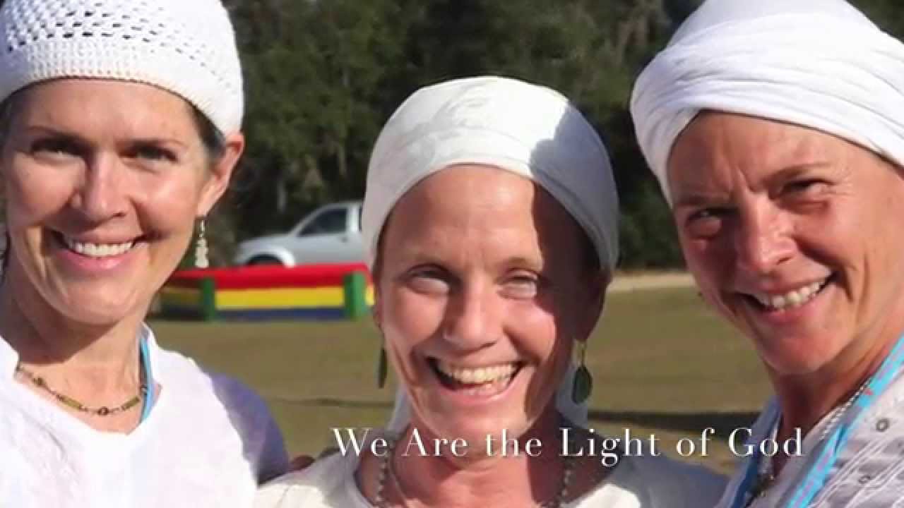 Blessings to the 3HO Community: Snatam Kaur & GuruGanesha Chant Light of God