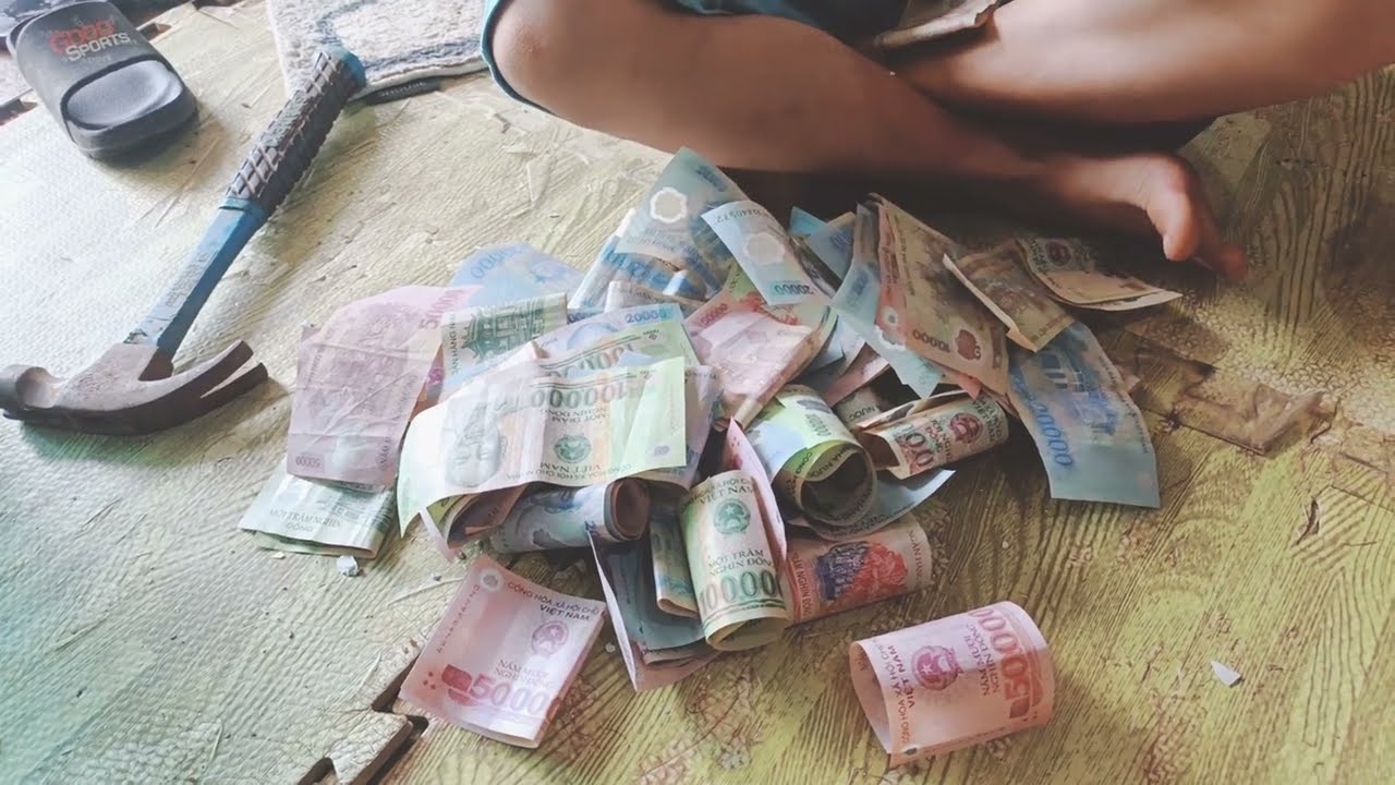 Chí Khải khỏe tiền tiết kiệm 