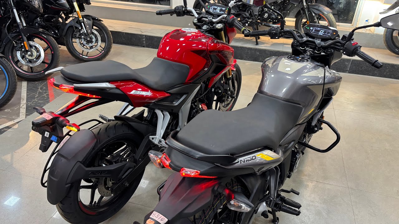 All New 2025 Bajaj Pulsar N160 USD Model Vs Pulsar N160 Single Seat Comparison | On Road price