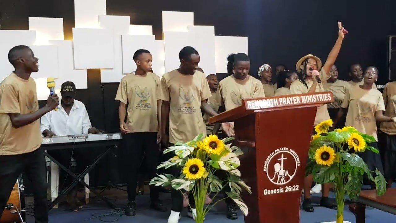 A must watch youth praise🥰@rehobothprayerministries1 