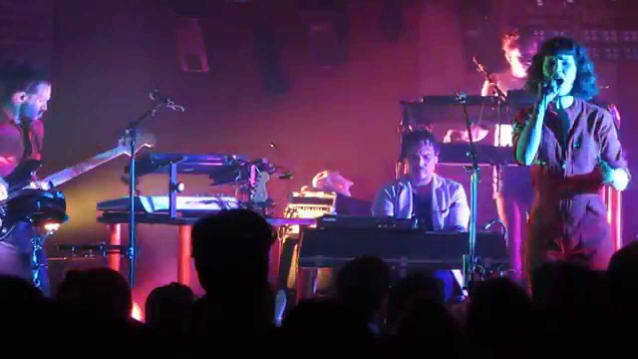 The Dø - Instant Crush Live (Daft Punk & Julian Casablancas Cover)