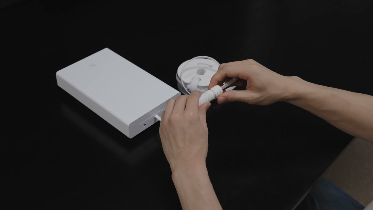 5G CPE MAX5 H352 installation guide