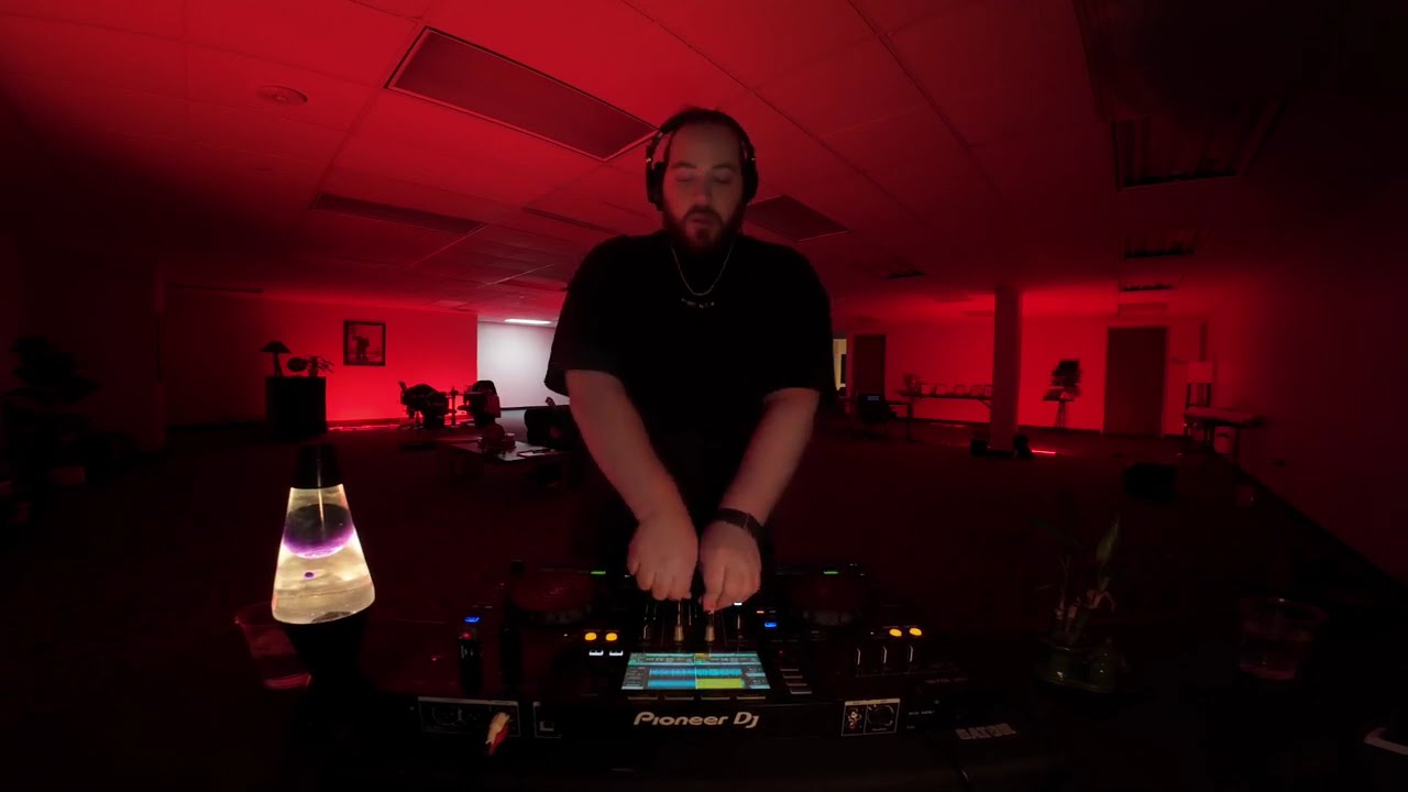 REDAX // HYPNOTIC, HARD GROOVE, & TECHNO // S3SSIONS 