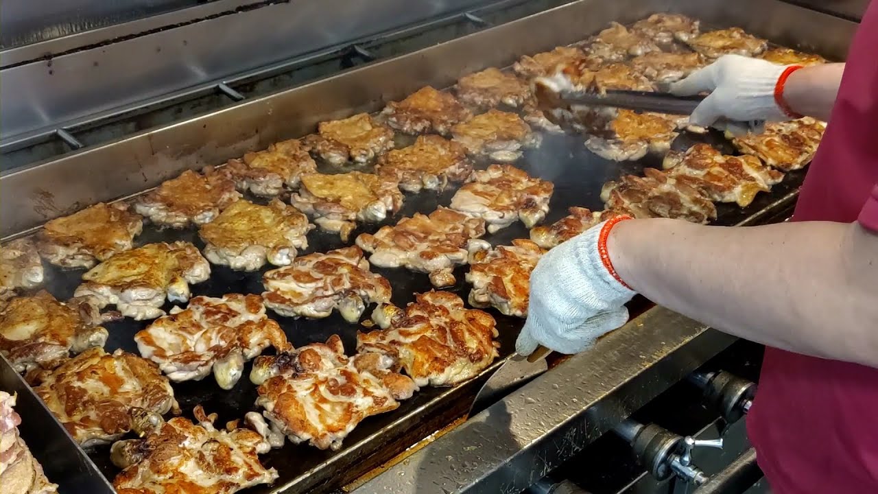 Шипящий стейк,Куриный стейк теппаньяки-тайваньская уличная еда