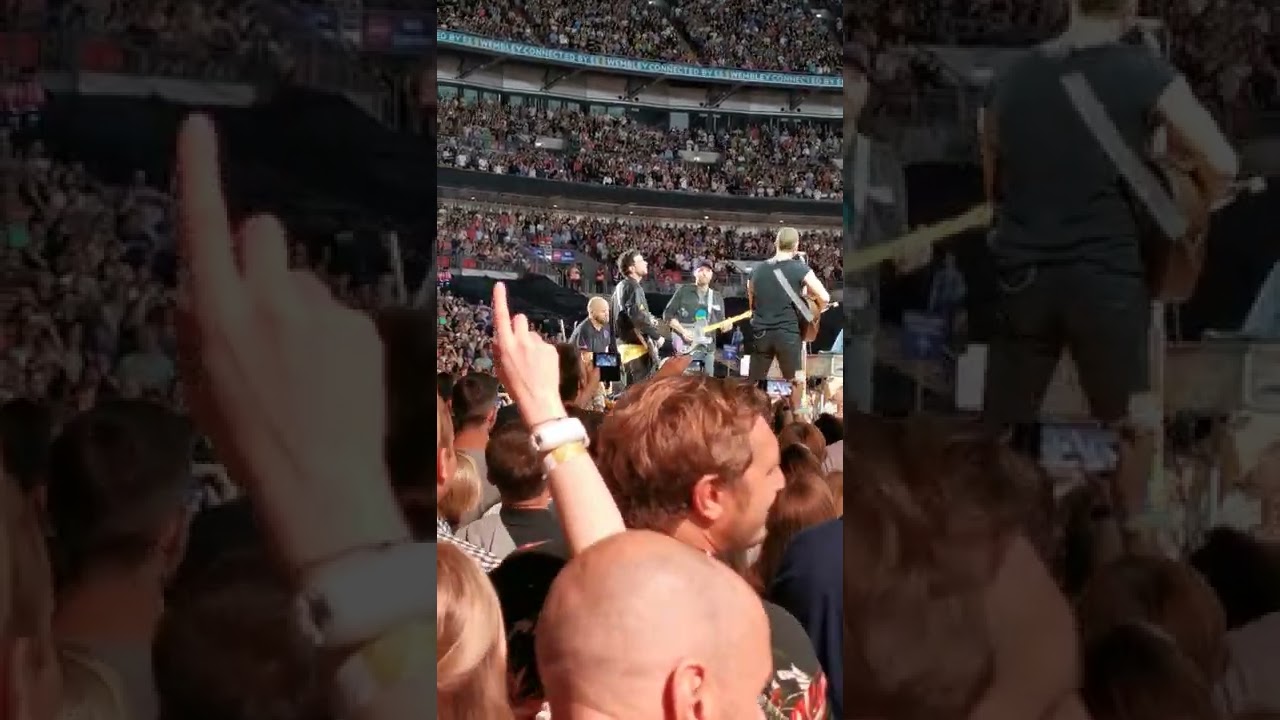 Coldplay feat. Jacob Collier & Natalie Imbruglia - Torn // Wembley Stadium