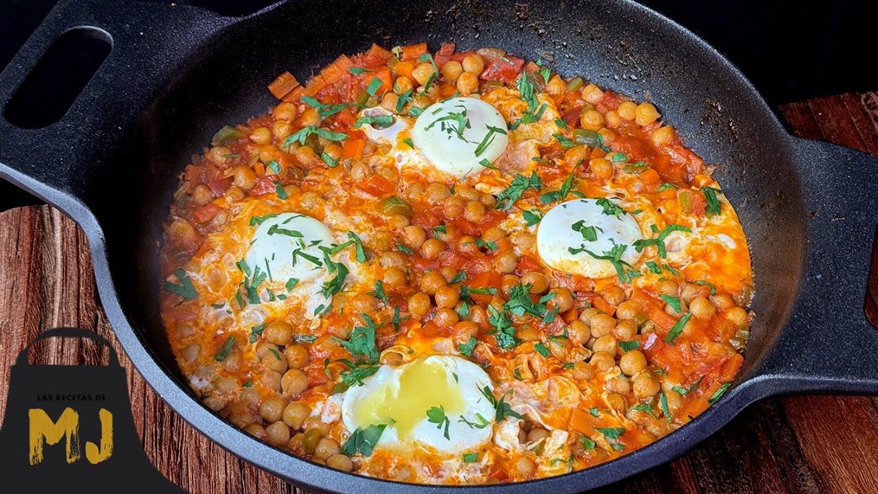Garbanzos con huevos y verduras