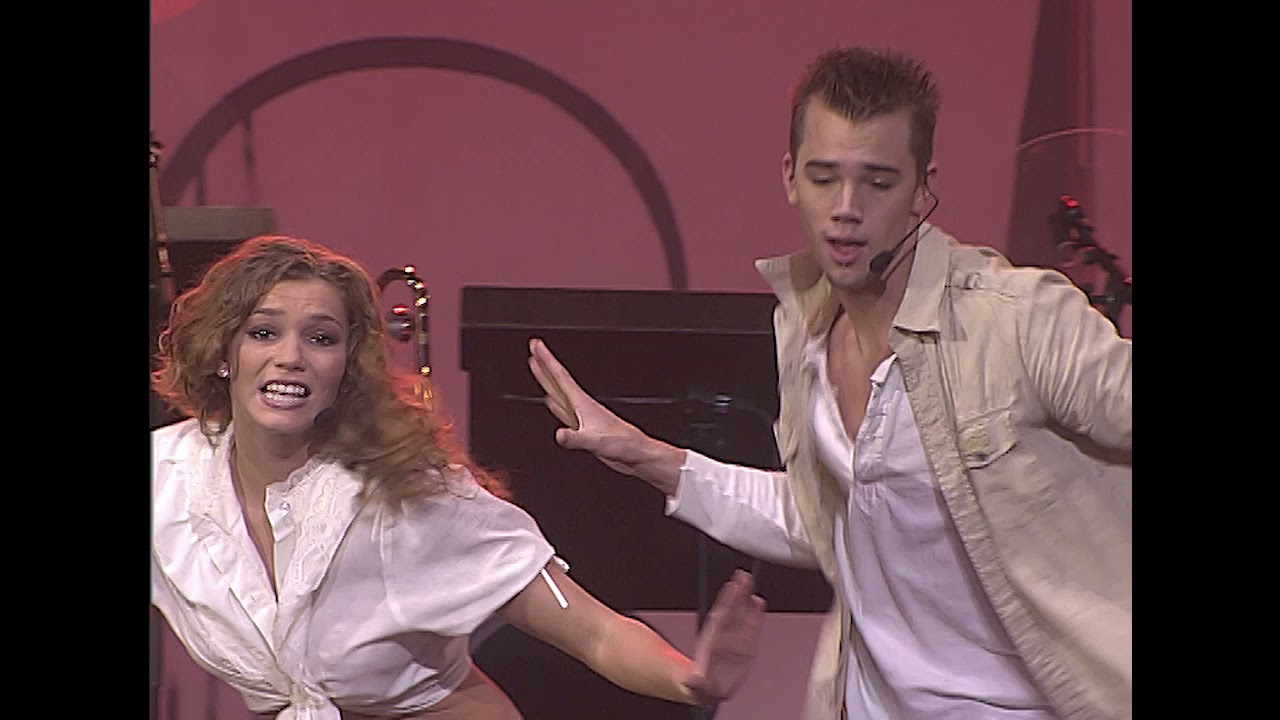 LIVE: 1001 ARABIAN NIGHTS - CH!PZ (2004) @ Het Feest van Sinterklaas