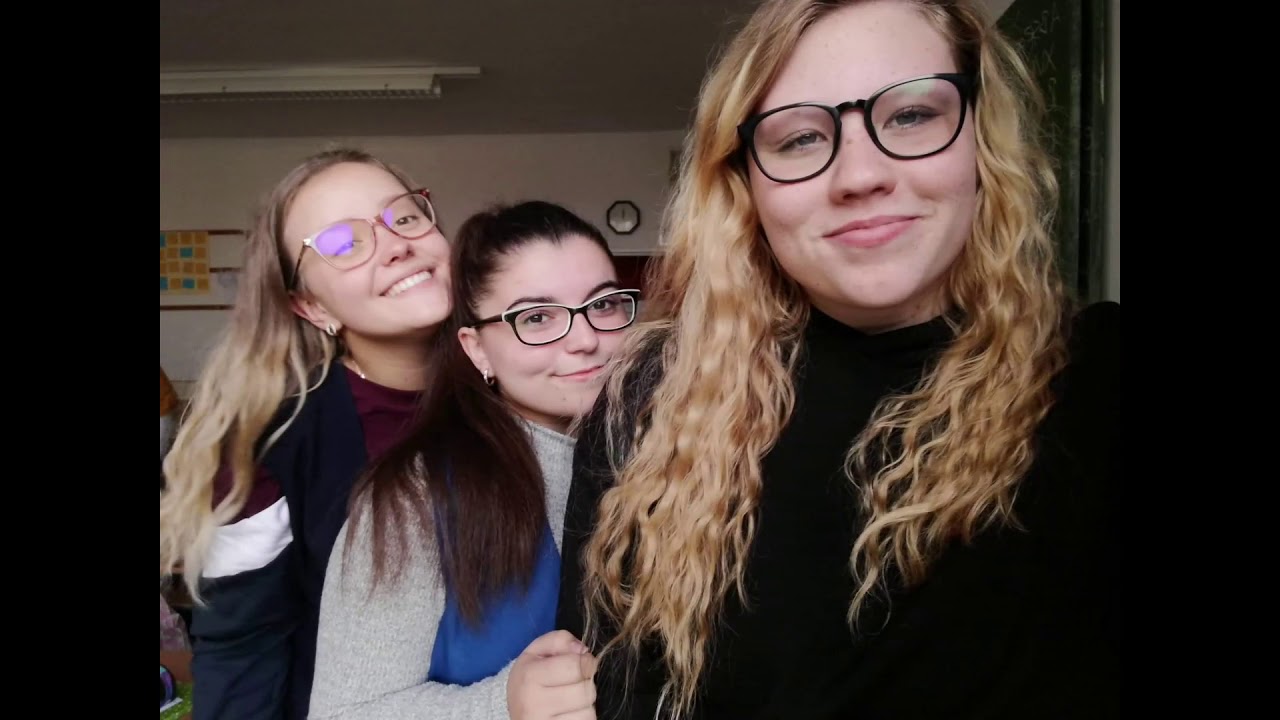 A Székács evangélikus gimnázium 12/4 osztályának szalagavatóra készített videója (2021. február 5.)