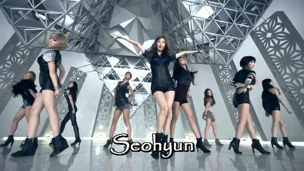 Girls' Generation - The Boys (korean version with member names)