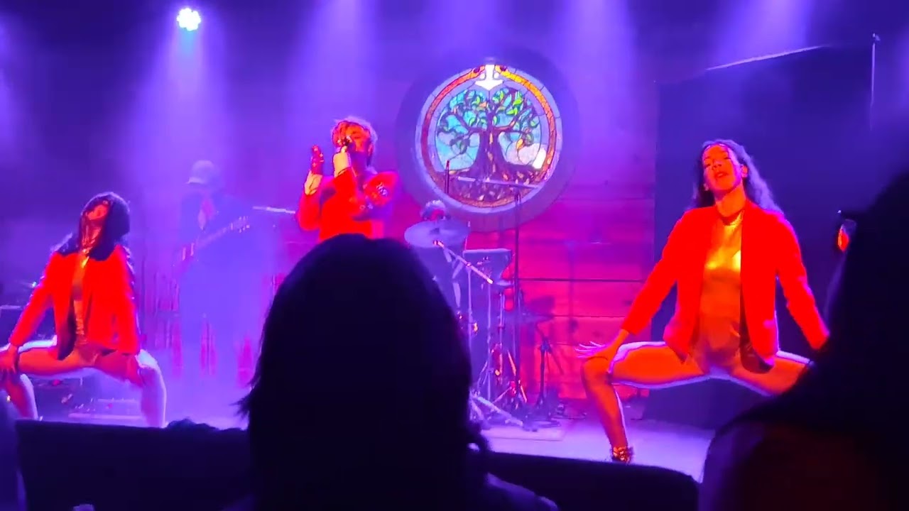Elise Trouw The Diary of Elon Lust