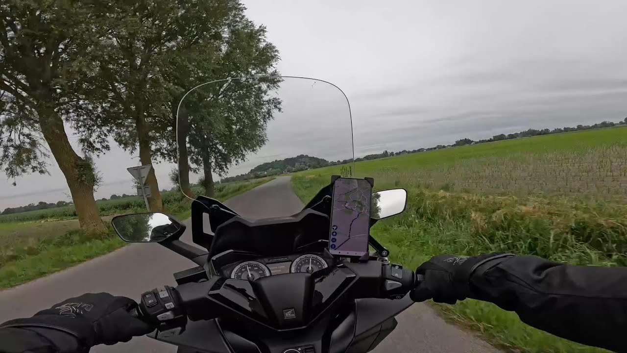 Road trip Forza 125 Ep 07 Partie 1 - Visite Mont-Dol