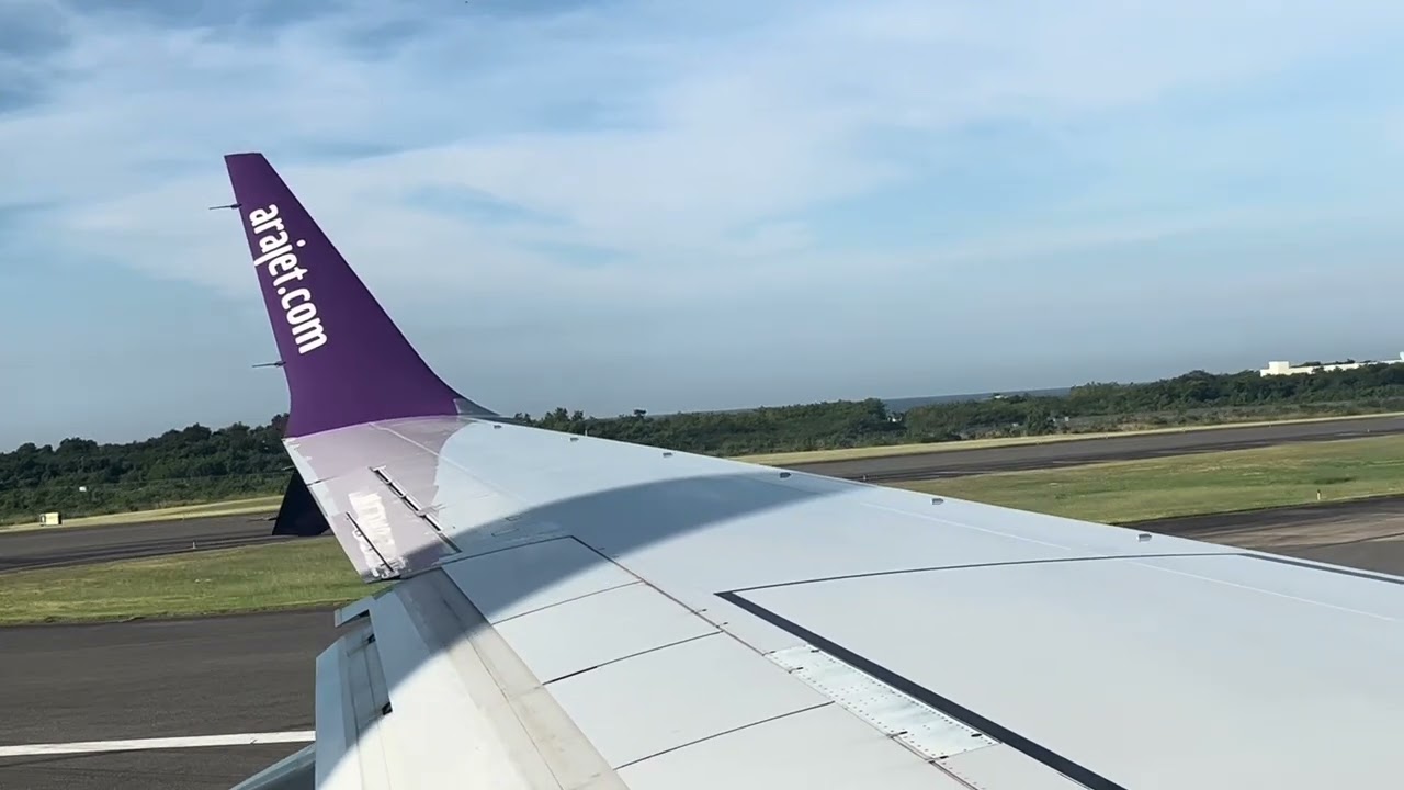 Arajet flight DM4450 SDQ-SAL  12/30/2023