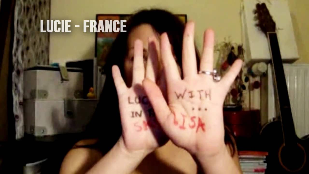 Handing love, a video for Lisa Edelstein from her fans