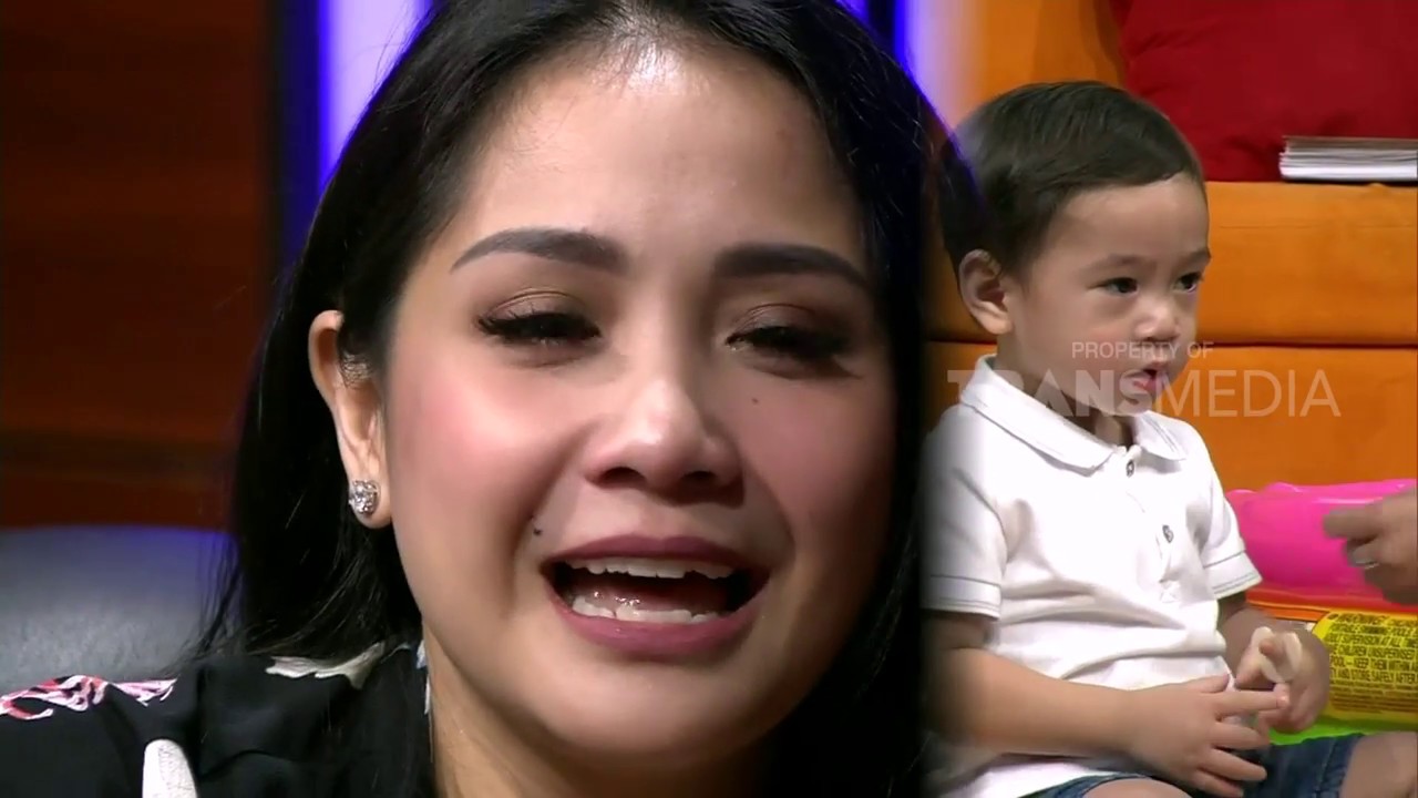 HITAM PUTIH - CURHATAN NAGITA SLAVINA (18/4/17) 4-3