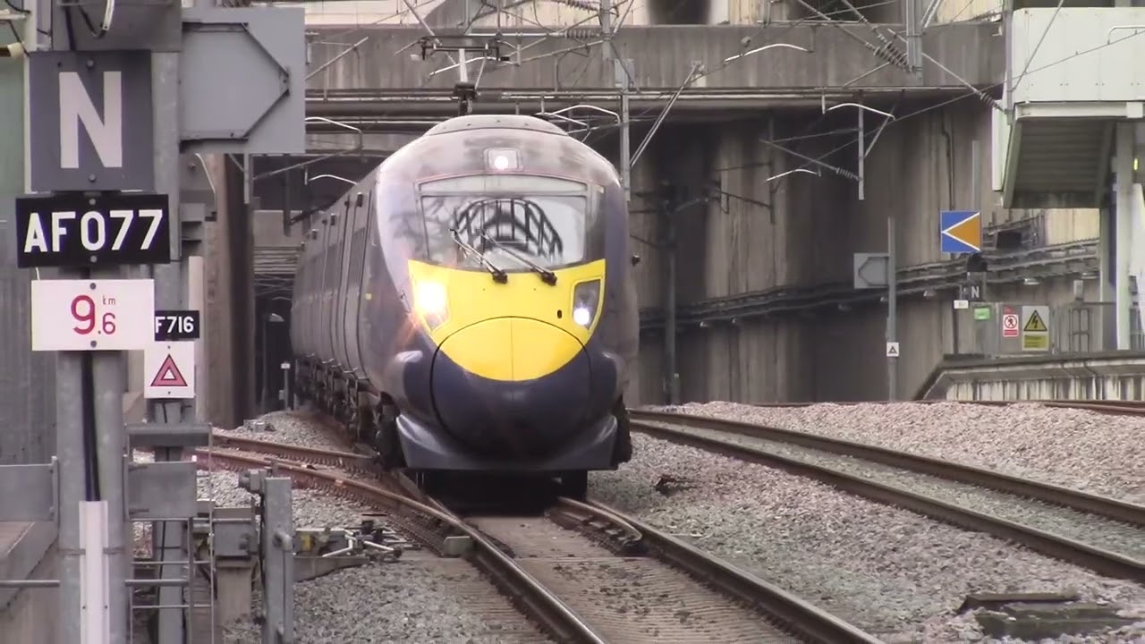 Trains at Stratford International HS1 - 5/4/22