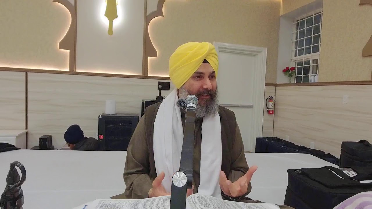 ਮਃ ੩ ॥ ਜਿਨਿ ਉਪਾਈ ਮੇਦਨੀ ਸੋਈ ਸਾਰ ਕਰੇਇ ॥