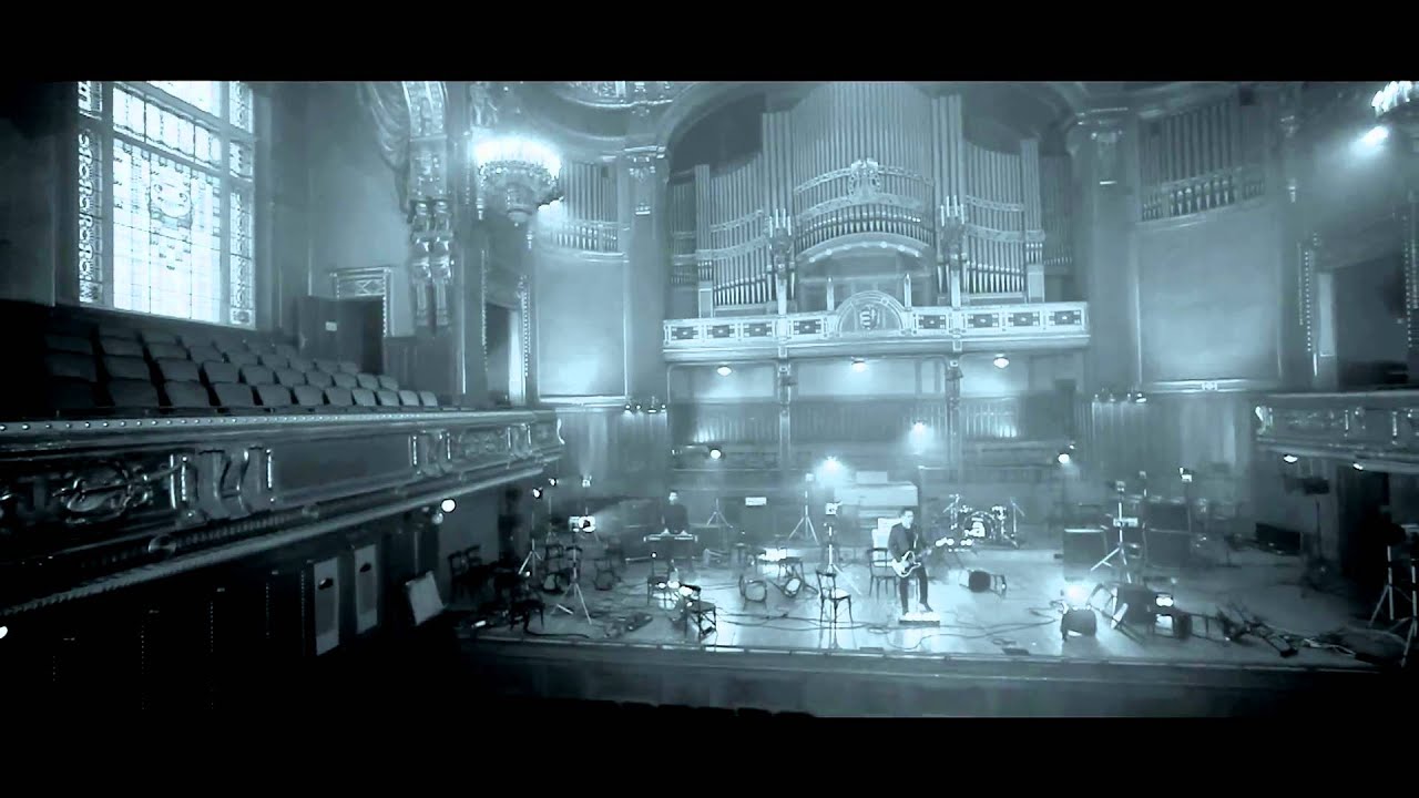 ÁKOS - UTAZÓ (2011) :: Official video, HD