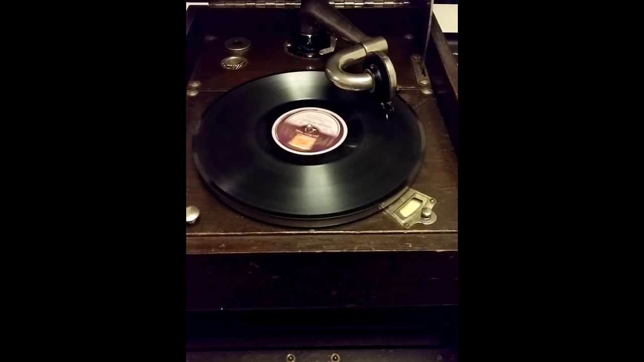 Teddy Brown & his Cafe de Paris Band - Moonlight on the Ganges 78rpm hmv 110 gramophone