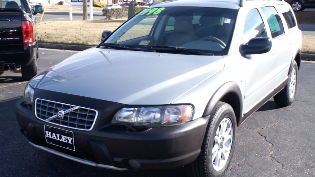 *SOLD* 2004 Volvo XC70 2.5T Walkaround, Start up, Tour and Overview