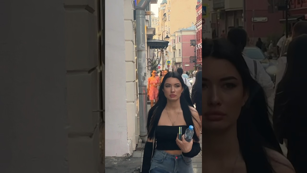 Beautiful girls walking in Moscow, Russia #moscow #russia #beautiful #walkingtour #walkingtour4k