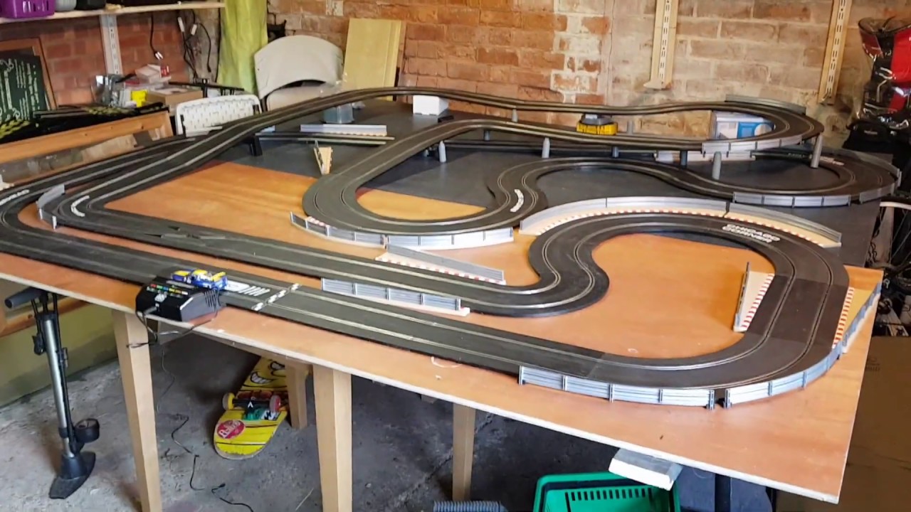 Track #35 - Up, over and beyond! Scalextric and Slot Car Track