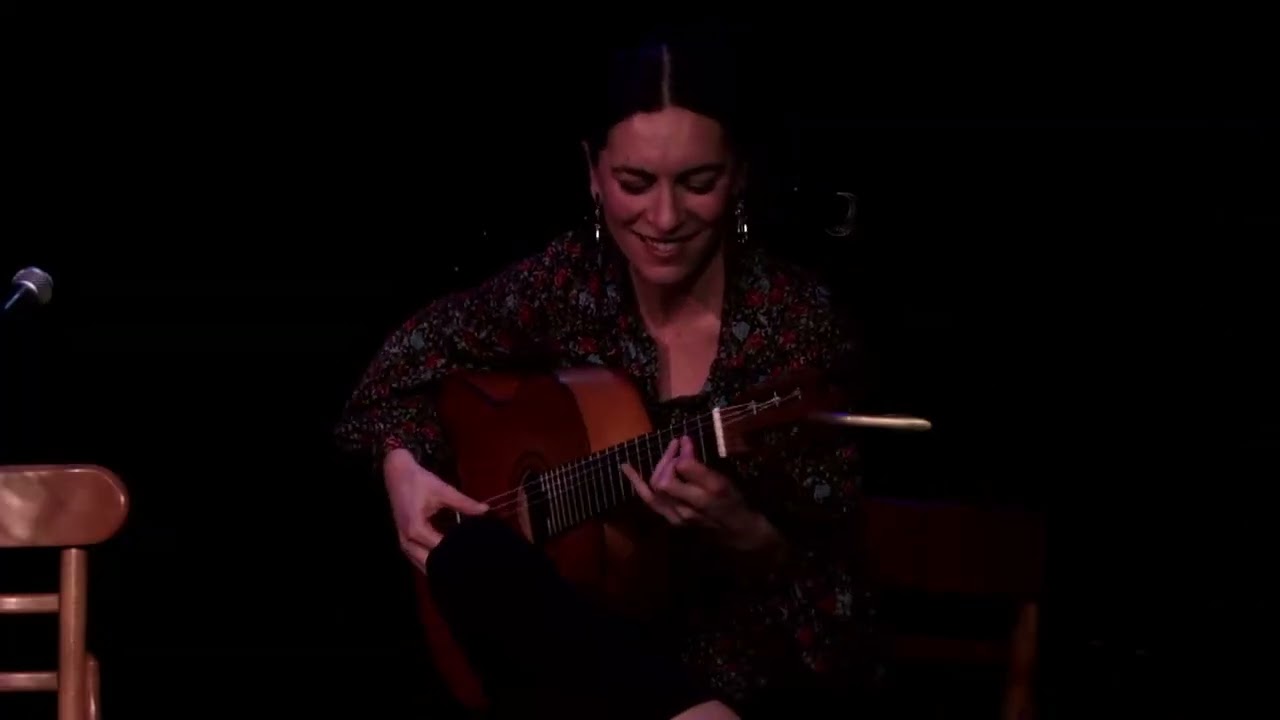 Colombianas de Bajo Guia - Brenna McDonald