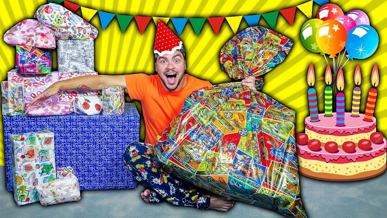 ABRINDO MEUS PRESENTES DE ANIVERSÁRIO !! (SURPRESA)