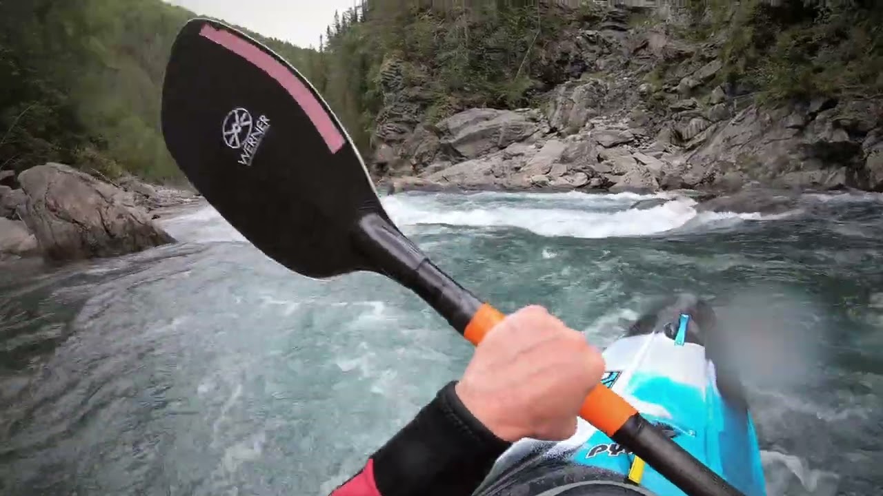 Kayaking the Sjoa